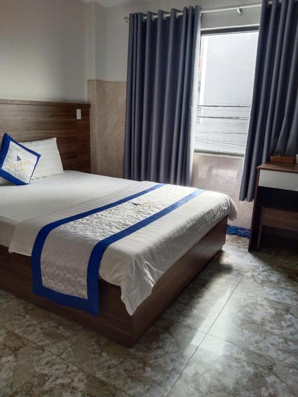 Hotel Tran Long Хошимин Екстериор снимка