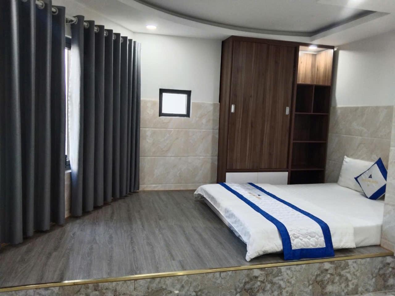 Hotel Tran Long Хошимин Екстериор снимка