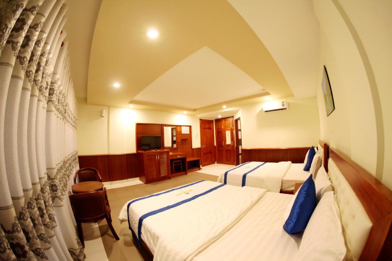 Hotel Tran Long Хошимин Екстериор снимка